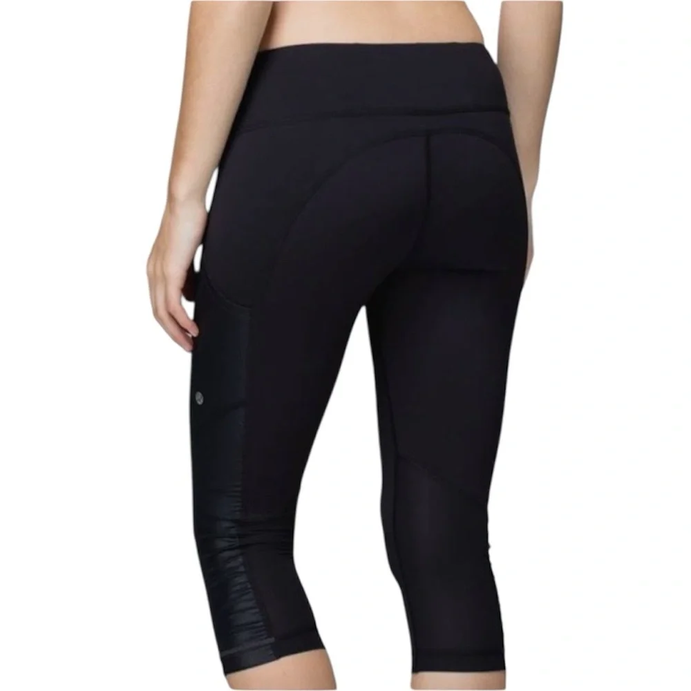 Lululemon Athletica Women’s Cut The Crop Leggings in Black Size 6